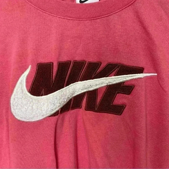 Nike Women’s Clash Crewneck Sweatshirt Sz XS - Picture 2 of 9